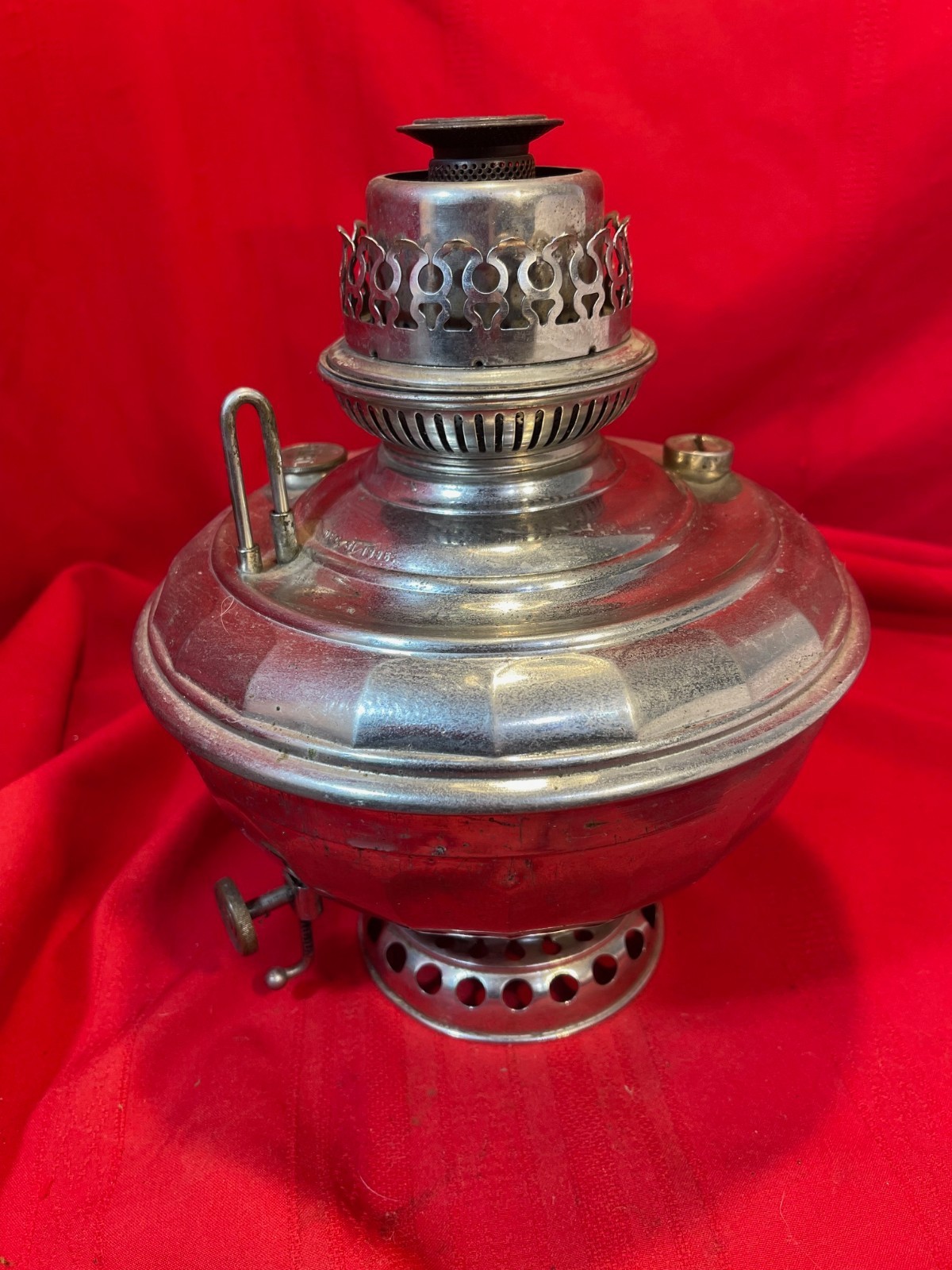 Large Antique Nickel Silver Bradley Hubbard Radiant 5 General Store Oil Lamp L86