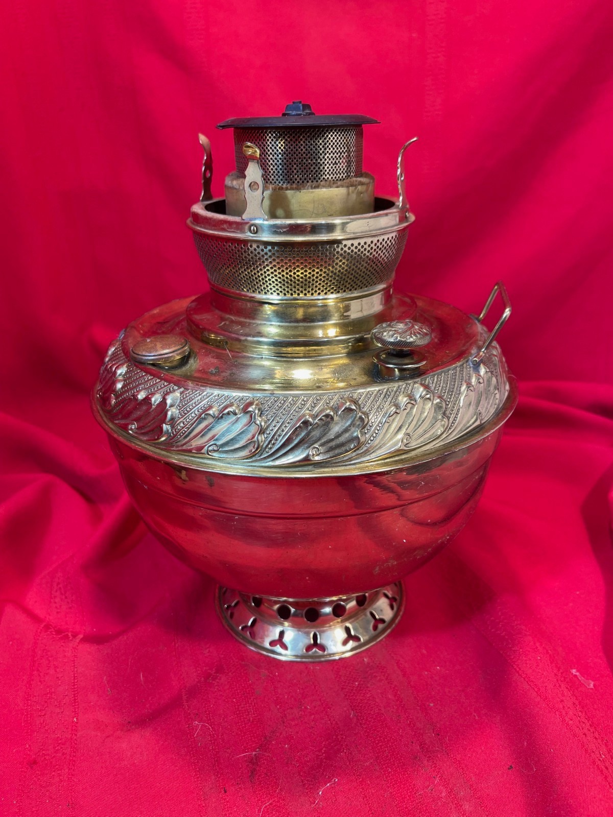 Large Antique Brass Ornate General Store Oil Lamp L84